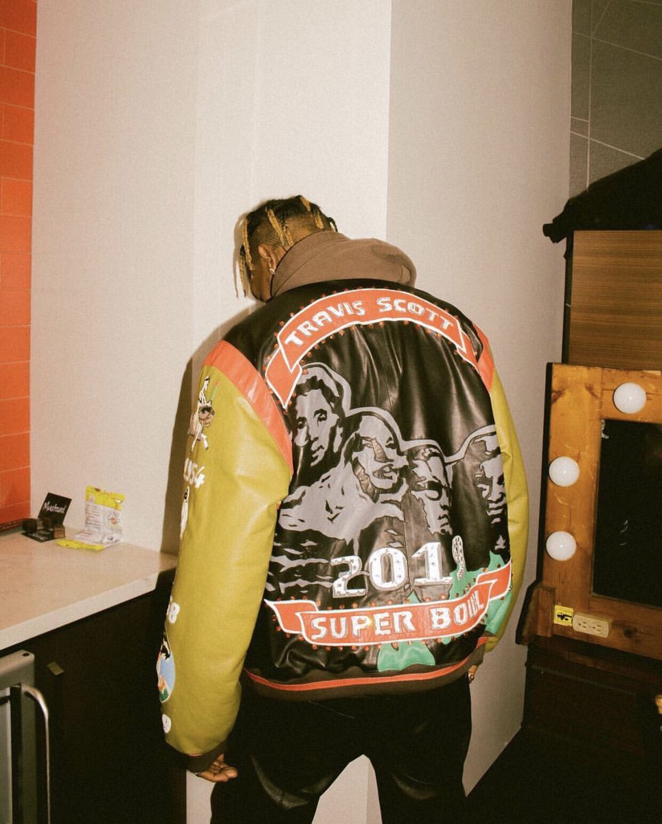 DailyRapFacts's tweet photo. Travis Scott is ready for the Super Bowl half-time show🌵 https://t.co/vgJcP8Gxzl