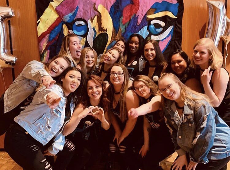 Chryssegirlxo's tweet image. So proud of these ladies! They are dΦΜinating their first recruitment season #psichapter #phimuadelphi