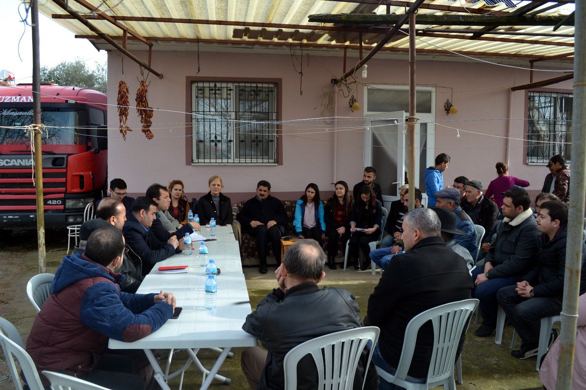gultekinakca's tweet photo. Akçaova, Salihpaşalar ve Paşapınarı Mahallerimizde hemşehrilerimizle buluştuk.
Menteşe'deki değişim için desteklerini istedik. https://t.co/nMZRXUEuRr
