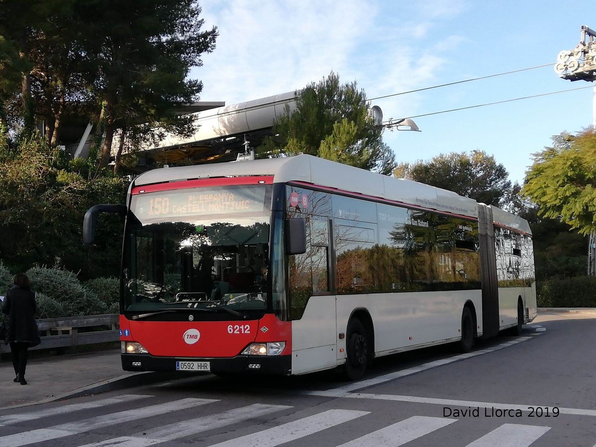 cityclass35's tweet photo. @Evobus_spain GNC a la 150 @TMB_Barcelona @HectorG_Burgos @acemabcn @amicsdelbus @jrtauste @juanjopuntcat @OttCalsina @miniautobusero @AutobusesBCN @LlopMiQuel https://t.co/d04D8j12nv