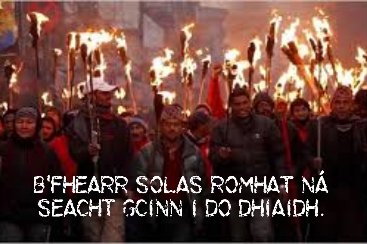 GaeilgeP's tweet photo. B'fhearr solas romhat ná seacht gcinn i do dhiaidh #dorcha #slua #seanfhocal #gaeilge #gaeilgelepád #glp https://t.co/OCKeOQKrUV