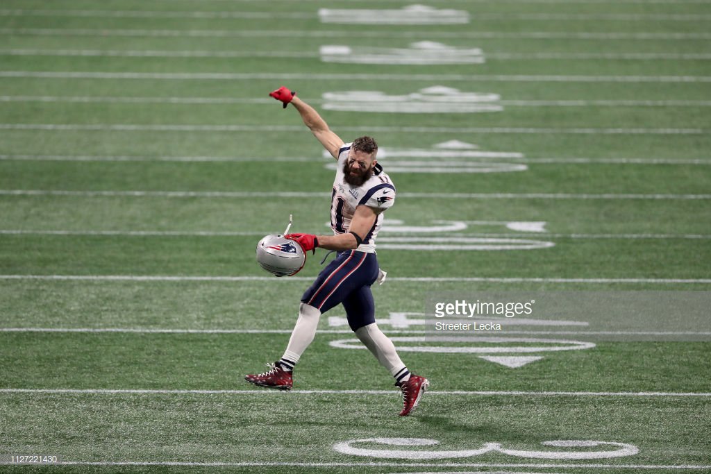 #SuperBowlLlll #MVP Julian Edelman made 10 catches for 141 yards in the New England Patriots 13-3 victory over the Los Angeles Rams 📷: @StreeTweeter