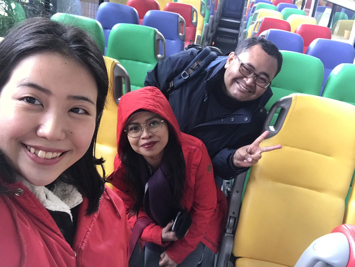 OsakaWonder's tweet photo. Come see #Osaka from the streets with #OsakaWonderLoopBus! Choose between open top and closed top bus and #hop-on-hop-off as much as you like! 14 stops around Osaka! English speaking staff on every bus!

#Japan #Kansai #sightseeing #loopbus #opentopbus https://t.co/K2G8OlZ77Z