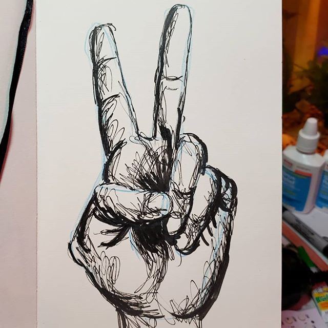 dougbaltz's tweet image. Overrated #handchallenge bit.ly/2G9LXFJ