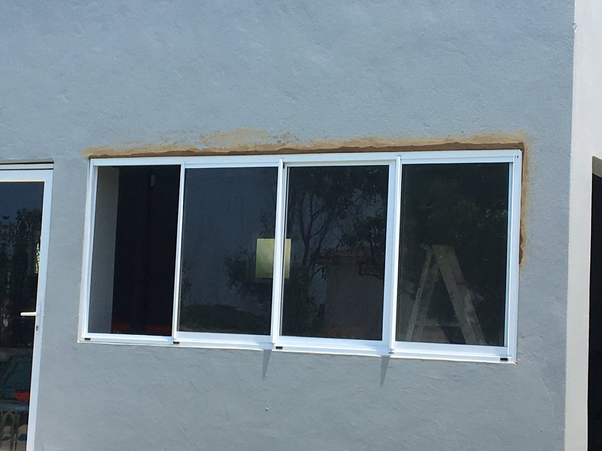 Almost finished with the new enclosed patio! Now for the finer touches to make it super homely and comfortable. 

It’s going to be the perfect chill area when you’re visiting Scubaco Diving &amp; Travel #rennovations #changeisgood #aliwalshoal #scubaco #diving #expanding