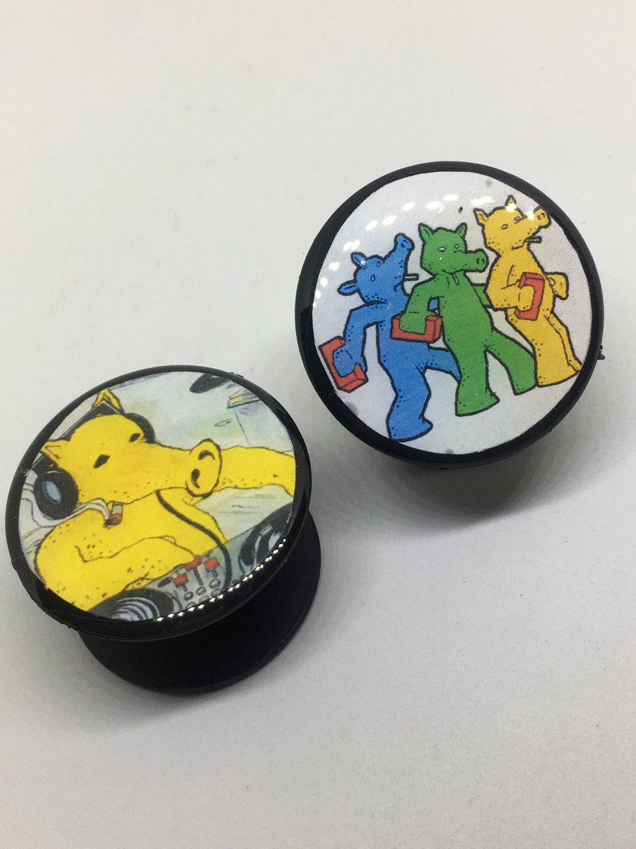 studlycreative's tweet photo. Lord Quas pop sockets✨ Etsy links in my bio✌🏻
#etsy #etsyseller #popsockets #lordquaspopsockets #quasimotopopsocket  #quasimoto #madlib  #jaydee #jdilla #dilla #djpremier #hiphop #mfdoom  #operationdoomsday #realhiphop #hiphopheads #hiphopstyle #hiphopjunkies  #StudlyCreative https://t.co/lvMiKF6oIh