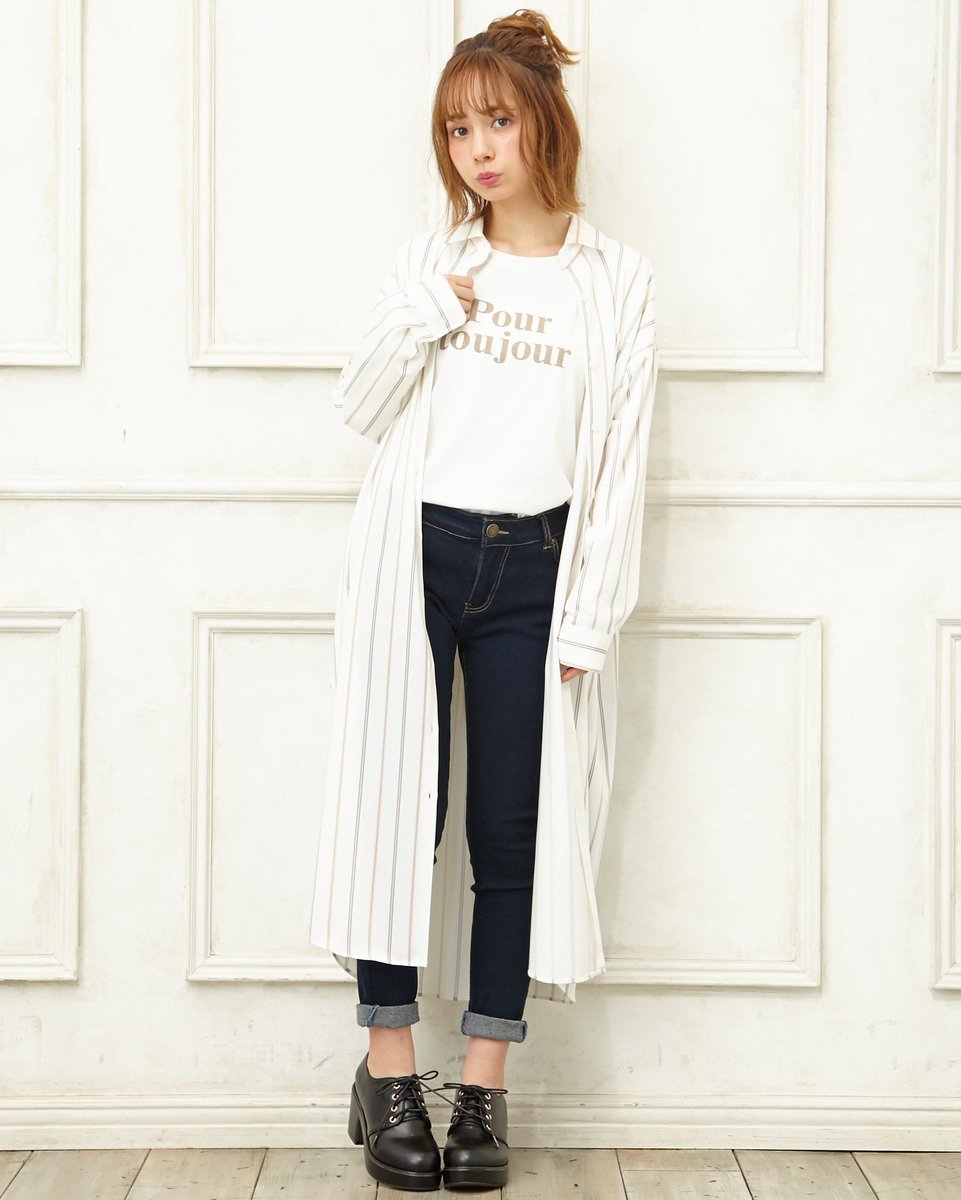 Ingni Store イング公式 春の新作 ストライプロングbigシャツ 4 900 2 990 Bigシルエットで今年らしい着こなしに シャツとして羽織っても 前を閉めてワンピ風に着ても 大人カジュアルを目指す女子におすすめ 新商品一覧 Ingni Store イング公式 春の新作 ストライプロングbigシャツ 4 900 2 990 Bigシルエットで今年らしい着こなしに シャツとして羽織っても 前を閉めてワンピ風に着ても 大人カジュアルを目指す女子におすすめ 新商品一覧