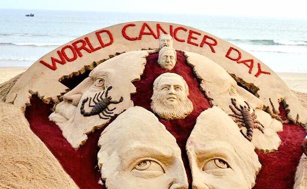 sudarsansand's tweet photo. #WorldCancerDay⁠ ⁠⁠ ⁠One of My SandArt at puri beach in Odisha . 
#LetsBeatCancer            #IAmAndIWill⁠ ⁠⁠ ⁠. https://t.co/tgG3wcEVYq