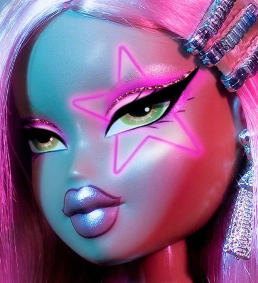 OFFICIALWIGGY's tweet photo. @JeffreeStar PLEASE have @lipsticknick transform you into this beautiful #pinkstar #BratzDoll for the #BratzDollChallenge 
💖⭐️ ✨⭐️ ⭐️ ⭐️ ⭐️⭐️ ✨⭐️ 💖 https://t.co/xAvg0Fu2Bw