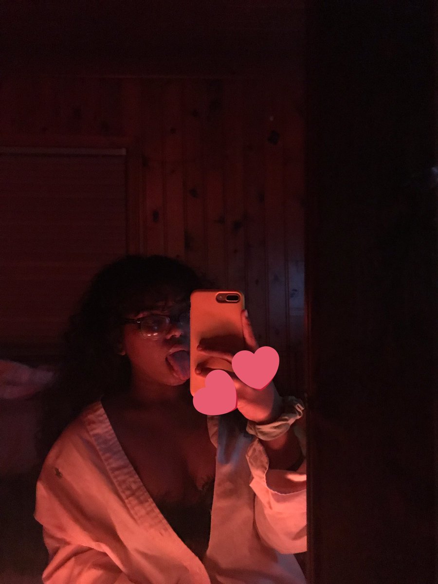 Sp0ilm3's tweet photo. #SugarBabies #sugardaddyforme #sugardaddytwitter #SugarDaddy #finsub #FinSub #paypiggywanted #paypig 

Make my day richer hoes🥰💋🙄 https://t.co/rYYoP1aWqt