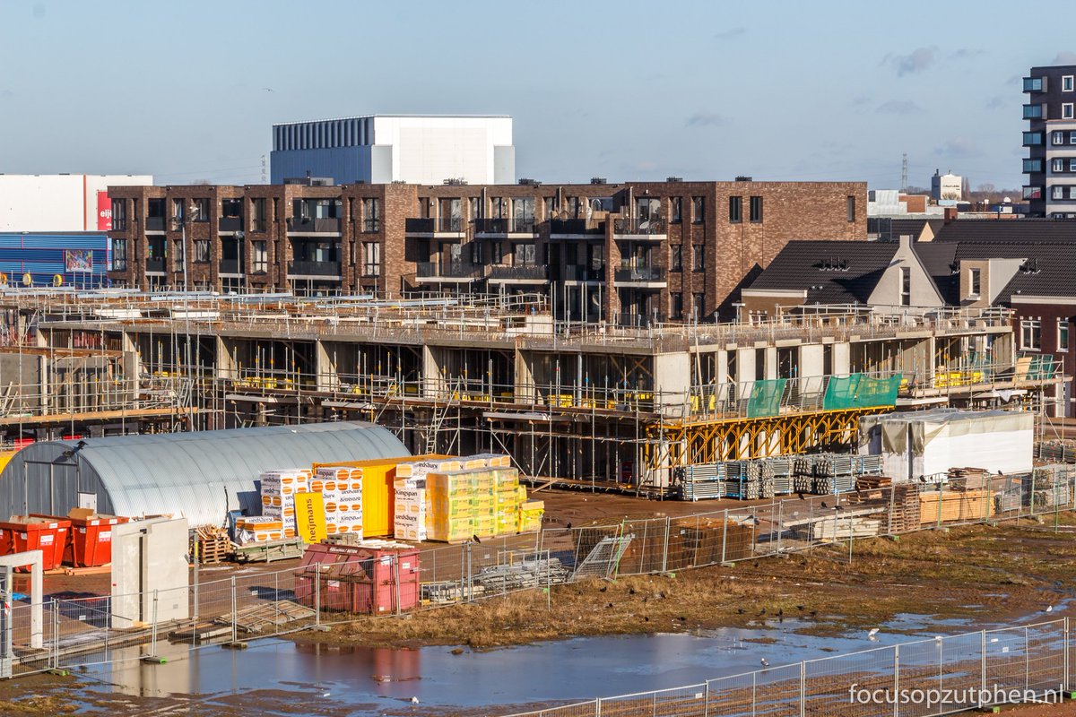 vandongeren's tweet photo. Foto's toegevoegd van zondag 3 februari 2019 o.a. 'nieuwbouw zorgcomplex Zozijn', 'Noorderhaven veld 11 &amp; 12' en 'Park Noorderhaven'. https://t.co/vjV6NIaKP4