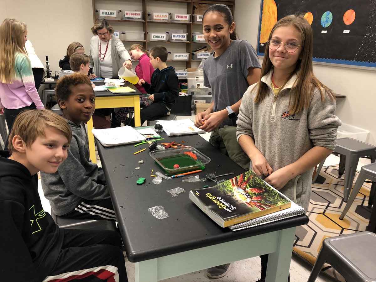teachelias's tweet photo. Stem Lab scientists in the making as we build animal and plant cells #keh4life #bettertogether #@keheleycougars @AlmandBonnie @Tucker5Smith @johnsonjoannak https://t.co/xGsEYveKgP