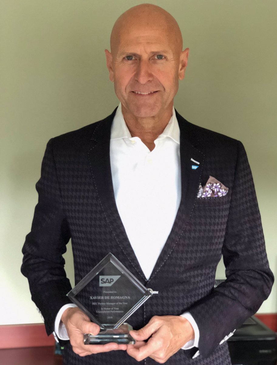 Congratulations to our NA Strategic Partner Alliance Director of the Year 2018. Well deserved Xavier!