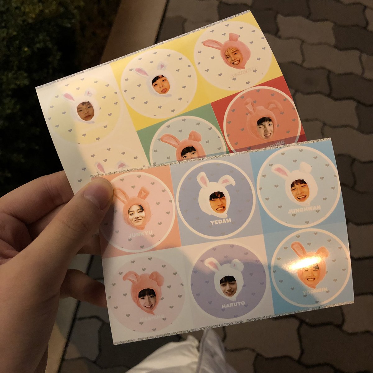 #コアズスタイル
画質も良くてめっちゃめっちゃめっちゃ可愛いです💕💕
スマホに挟んで毎日拝みます💕
ありがとうございます〜🥺💖