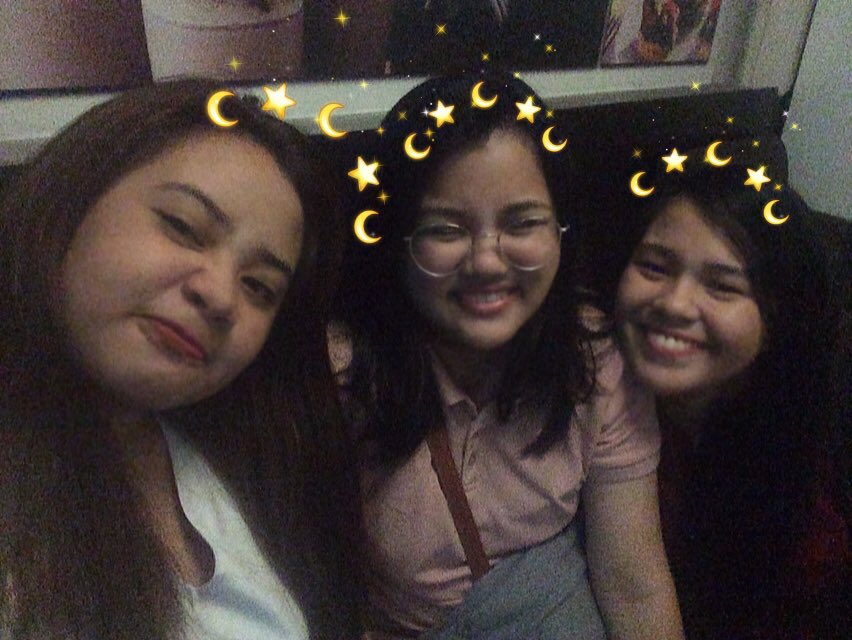 __asstro's tweet photo. MY BEAUTIFUL SISTERS! I love you both, next time I will surely meet the others too ㅠㅠ i can’t wait.  #astropoks ✨ @arohasstan &amp; @minhyukisses_ 💜 https://t.co/Ao88q1hwOR