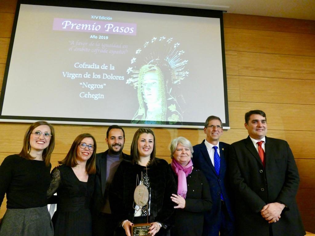 ceheginet's tweet photo. La Cofradía de la Virgen de los Dolores de Cehegín recibe el Premio Pasos 2019 en Cartagena https://t.co/wjmm1UTRka https://t.co/hd186EVyLM