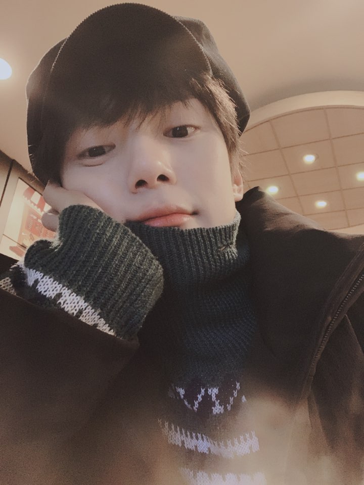 OfficialMONSTAX's tweet photo. [#민혁] 언제나 행복한 시간보내요 몬베베들 차조심하구요오오오오 #곧만나 https://t.co/LJPXTOYaTv