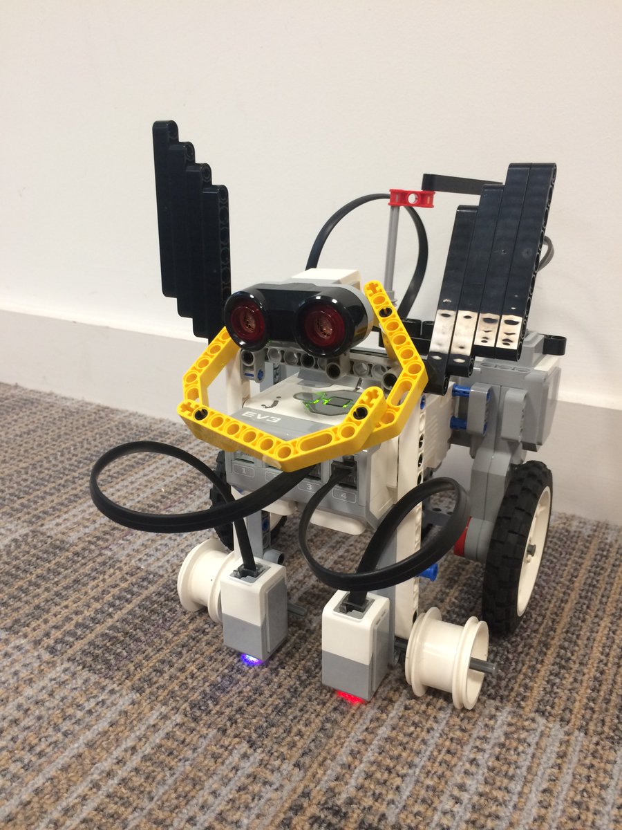 It was such a great pleasure to be part of @Camb_LaunchPad at @TWI_Ltd on Friday, during which the #DefectDetectives returned 🤖! Pictured: the winning robot of the day... Very impressed with the pupils' skills at creativity and programming! #STEM #STEMevent