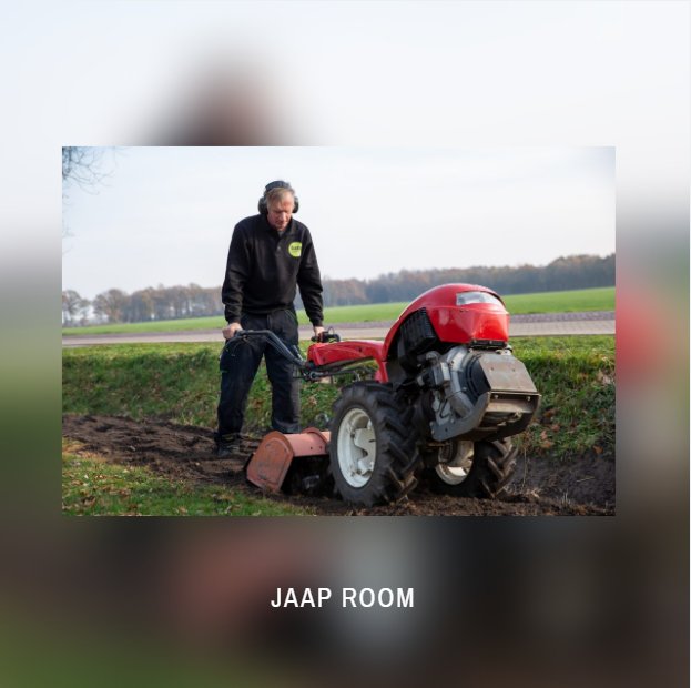 Onze collega Jaap Room druk aan de slag met een tuinfrees!
Naast ons eigen werk weten wij óók wat het werk van onze medewerkers inhoudt. 
#aanpakkers #handenuitdemouwensteken #batsuitzendburo

batsuitzendburo.nl