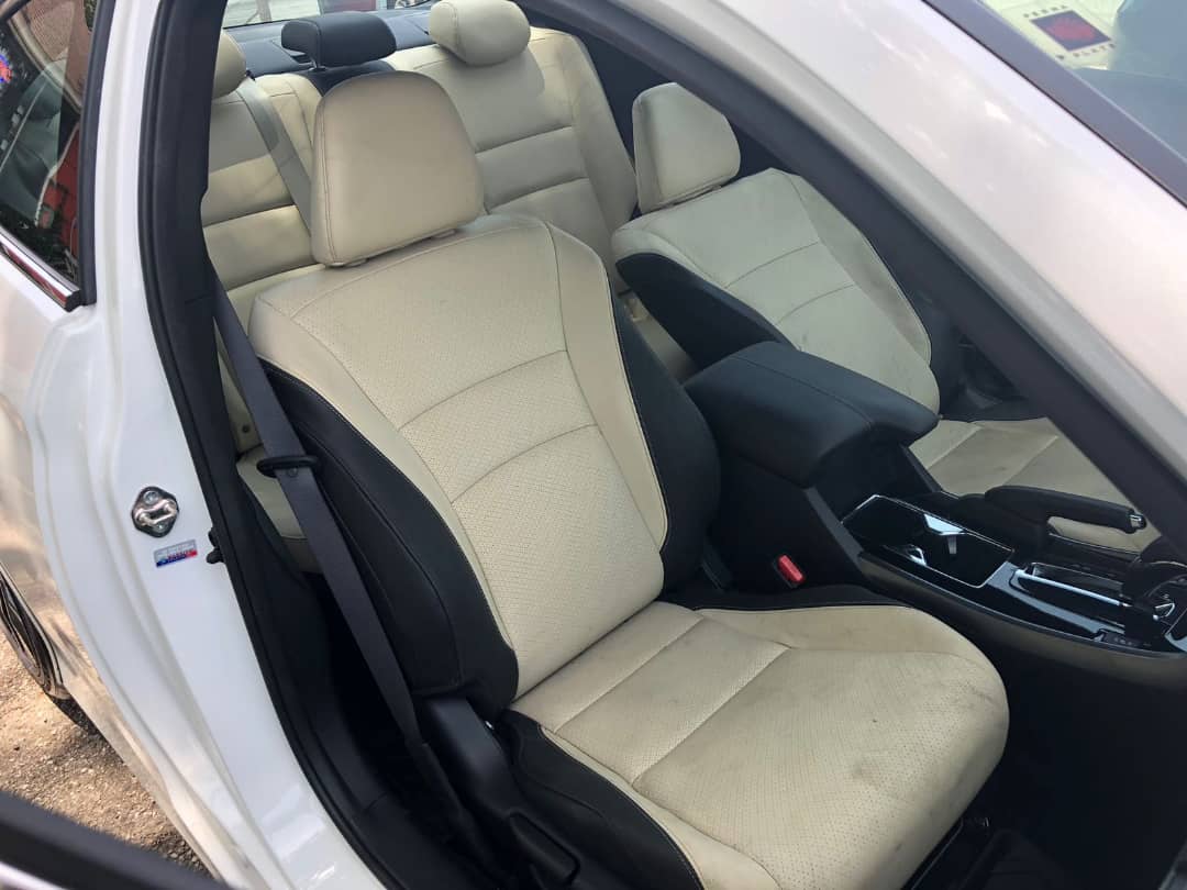 MeshinceA's tweet photo. 2016 Honda Accord for sale!!!

Price: 8million

No one else deserve it!!!

Call: 08097633333 https://t.co/Jq2ME2iHp2