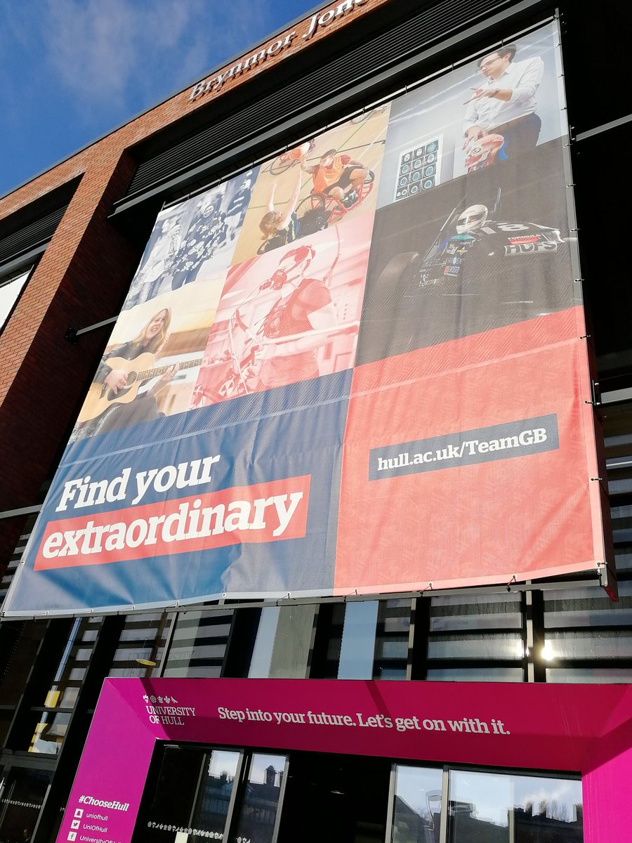 HullFS's tweet photo. Great to see our car alongside @TeamGB on the @HullUni_Library in the bright sunshine! @Greenlightsp https://t.co/J229A0px26