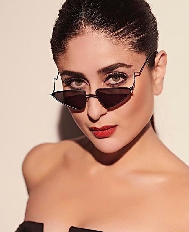 #KareenaKapoor 

#Kareena 

#actress #CineFlowTamil