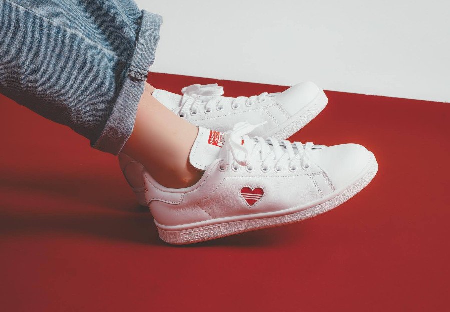stan smith coeur rouge