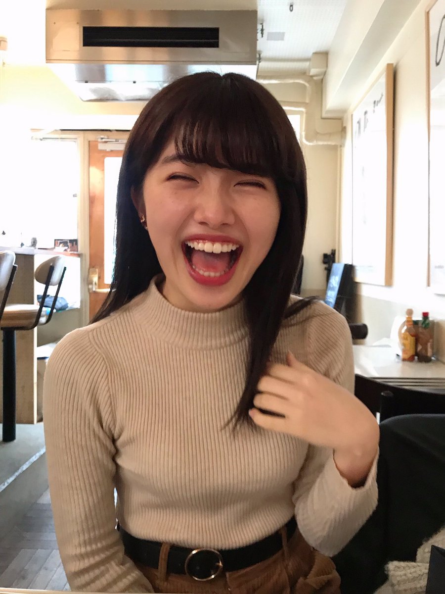 半澤 楓 Twitterren ケチャップを売るいかにも怪しい女 自信満々にキメてるけどベルトずれてる女 口裂け女 半澤 楓 Twitterren ケチャップを売るいかにも怪しい女 自信満々にキメてるけどベルトずれてる女 口裂け女