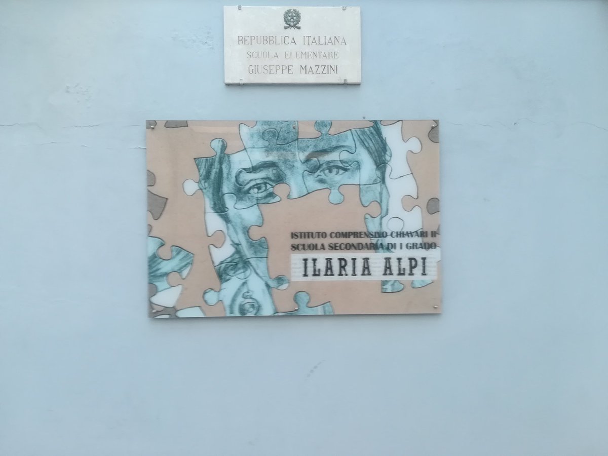 Iniziare bene la settimana. A scuola, a parlare con i ragazzi di quello che mi sta a cuore: scuole sicure, efficienti, innovative. E sapere che le cose belle che hai curato e fatto crescere vanno avanti, sempre! #Macroscuola <a href="/Valeblanche/">Valentina Bianchi</a> <a href="/rex_regina/">Charles and Camilla</a> <a href="/RobertaVitale76/">Roberta Vitale</a> <a href="/ANCEgiovani/">ANCEgiovani</a>