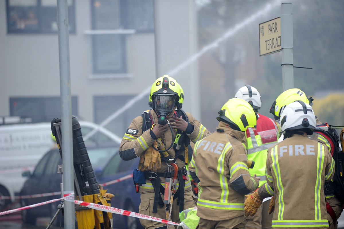 #worcesterpark #fire #surrey <a href="/mywestldn/">My West London</a> <a href="/mysouthldn/">My South London</a> <a href="/myldn/">MyLondon</a> <a href="/KC_Journo/">Kat Clementine</a>