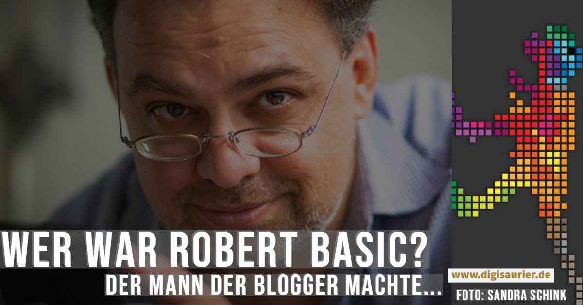 DigiSaurier's tweet photo. #GoldeneBlogger - eine Auszeichung die er Posthum bekam #RobertBasic - beim @DigiSaurier Youtube Kanal haben wir mit Laudator @DonDahlmann über diesen ganz besonderen Menschen gesprochen. https://t.co/SRTepKEh91 @vsg_DE @brotkastenblog @DoroBaer @sascha_p https://t.co/mInWX4oprr