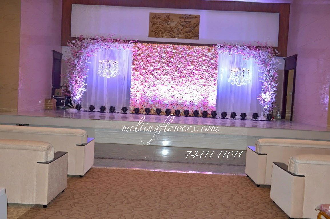 meltingflowers's tweet photo. Gorgeous Wedding Halls In Bangalore    https://t.co/MhHdRzSkl9
#WeddingHall #BanquetHall #receptionHall #weddingHallSouthBangalore #WeddingVenues #weddingHotels #WeddingDecorations #Bangalore #Wedding #Marriage #WeddingTips #WeddingIdeas #KarnatakaWedding #Karnataka https://t.co/yzNgLbfUan