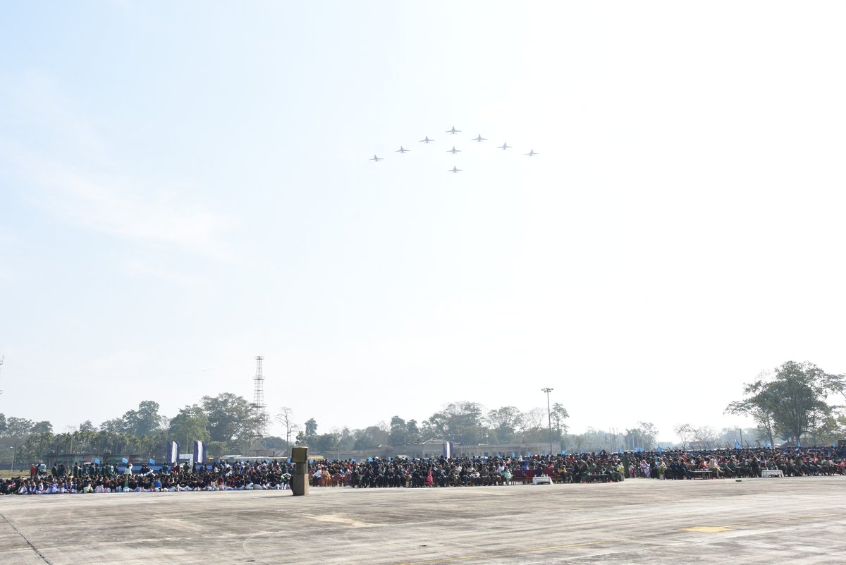 IAF_MCC's tweet photo. #DiamondJubilee 43 Sqn : ‘IBEXES’ celebrated its Diamond Jubilee this year. SInce inception, 43 Sqn actively participated in various Ops including HADR. The celebrations culminated with honouring of Veterans & a display by #SuryaKiran & #AirDevil Team enthralling the audience. https://t.co/n4b1xlQwgm