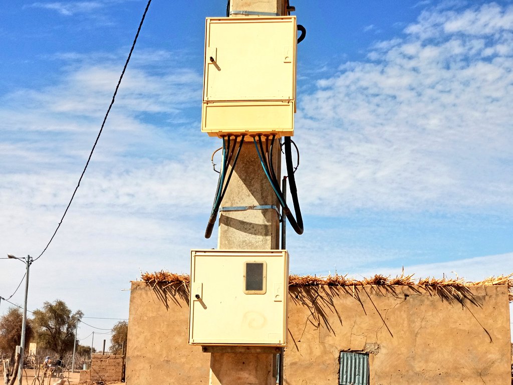 pudcsenegal's tweet photo. Bienvenue au village de  #Kirira situé à 3 km  de la commune de #Bokidiawe!  L'éclairage public est déjà une réalité ! @SenegalPourTous @snenmarche https://t.co/NvxrtWsm3S