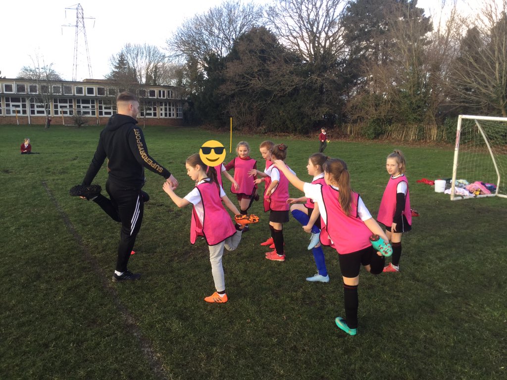 OldburyPark's tweet photo. The first Monday night fixtures of the year! A win for the girls, but unfortunately the boys lost. Well played everyone, you did the school proud. https://t.co/WsfYGOeTN1