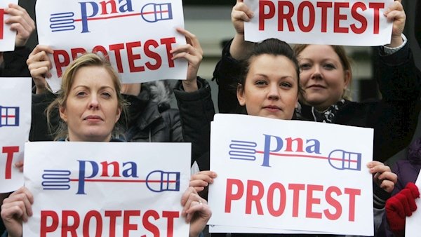 irishexaminer's tweet photo. Psychiatric Nurses Association escalates strike action https://t.co/Io1s4CLibo https://t.co/OuFLpPvt3A