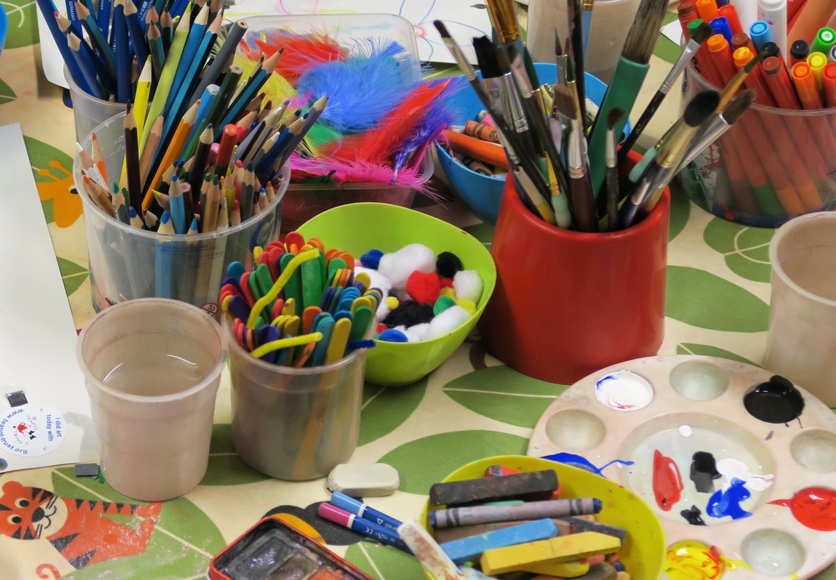 TeapotTrust's tweet photo. Today is #WorldCancerDay. This day provides an opportunity to unite people, increase awareness and show support. 
Teapot Trust currently provide ward-based art therapy support for children &amp; young people with cancer in Edinburgh #arttherapy #charity https://t.co/wEAOWL7PjH