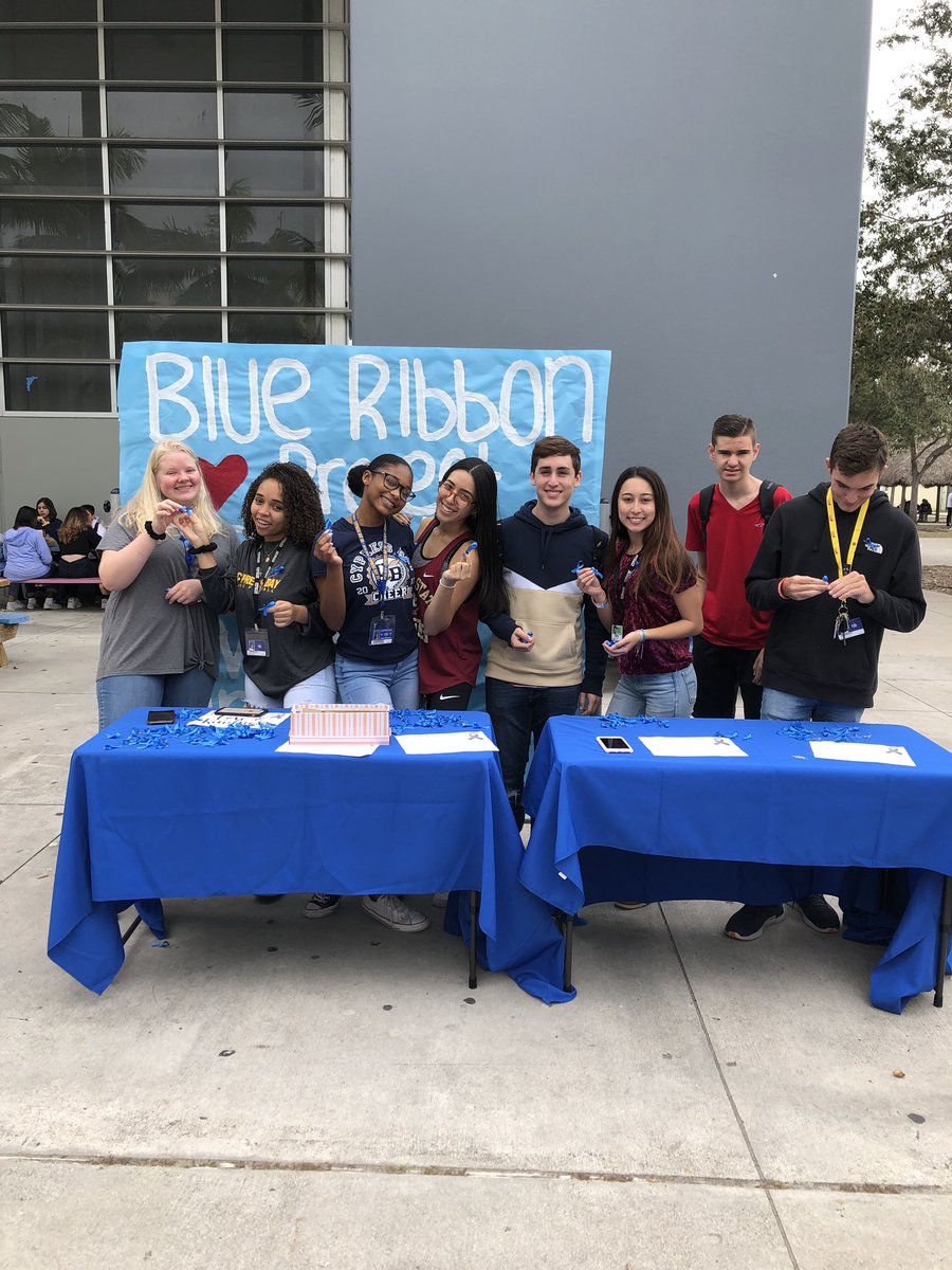 Spreading love &amp; kindness 💕 #TheBayWay #blueribbonproject