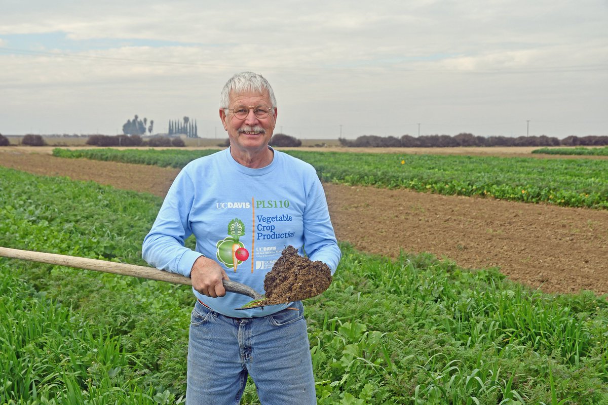 Ag&Natural Resources (@ucanr) on Twitter photo See it for yourself! Any Friday morning from Feb. 15 to June 26, <a href="/ucanr/">Ag&Natural Resources</a> researcher <a href="/JeffMitchellUC/">Jeff Mitchell</a> will let all visitors see what happens to soil when simple soil-building principles are followed. ow.ly/ARJN50kxp7N See it for yourself! Any Friday morning from Feb. 15 to June 26, <a href="/ucanr/">Ag&Natural Resources</a> researcher <a href="/JeffMitchellUC/">Jeff Mitchell</a> will let all visitors see what happens to soil when simple soil-building principles are followed. ow.ly/ARJN50kxp7N
