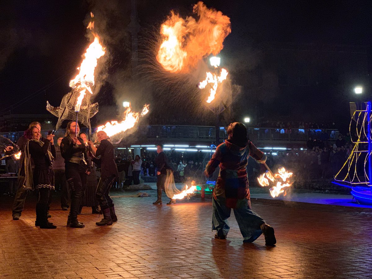 ProfSaint's tweet photo. Battling the #FireDragon at #FireInIce in #DowntownFrederick. Great crowd for @PyrophoricMD. https://t.co/Upwm2OBDei