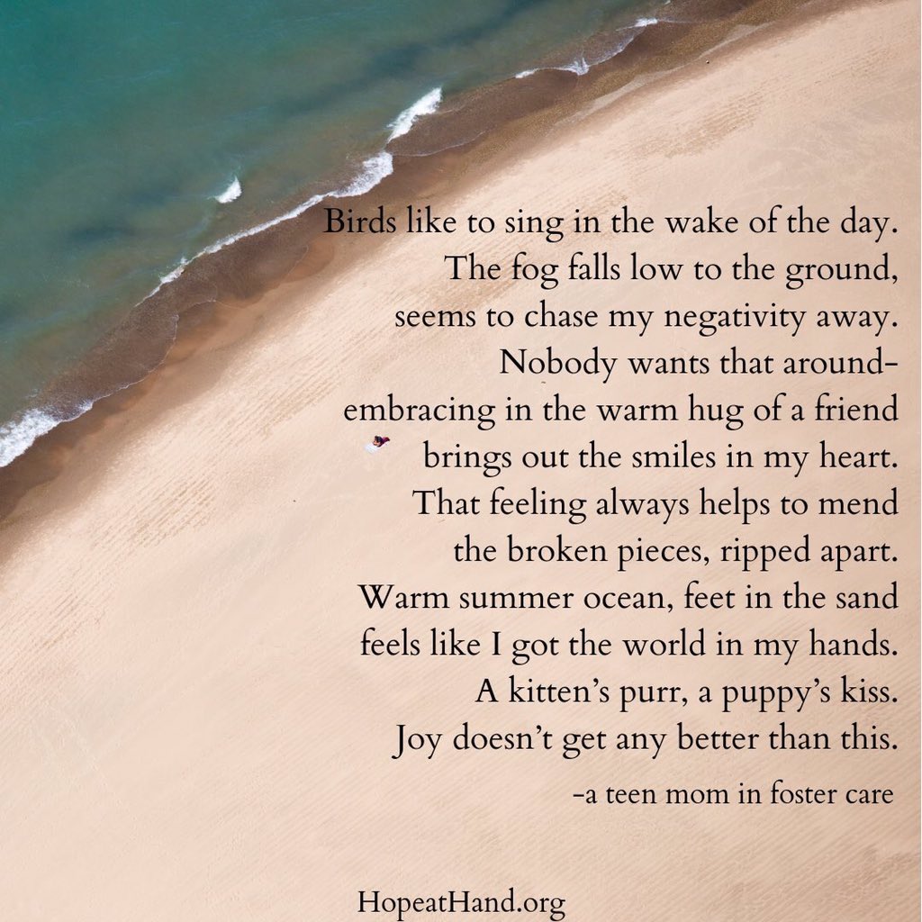 HAHinc's tweet photo. "Warm summer ocean, feet in the sand- feels like I got the world in my hands."
#hopeathand #poem #poetry https://t.co/fmERoVOQLy