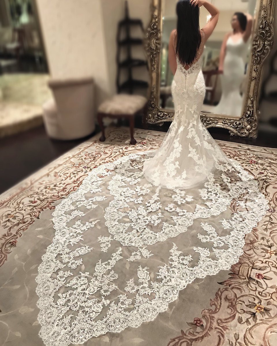 _EnzoaniUK's tweet photo. Dramatic, elegant, and guaranteed to impress. It's hard not to fall in love with MERCEDES' tiered lace and tulle train 🌹❤️ #Enzoani #Mercedes #Bridal #dreamdress #bridetobe #weddinginspo #loveislove #truelove #lacetrain #elegant #brideinspo 
https://t.co/3IAeRzHY3Z https://t.co/0bDDERXYEu