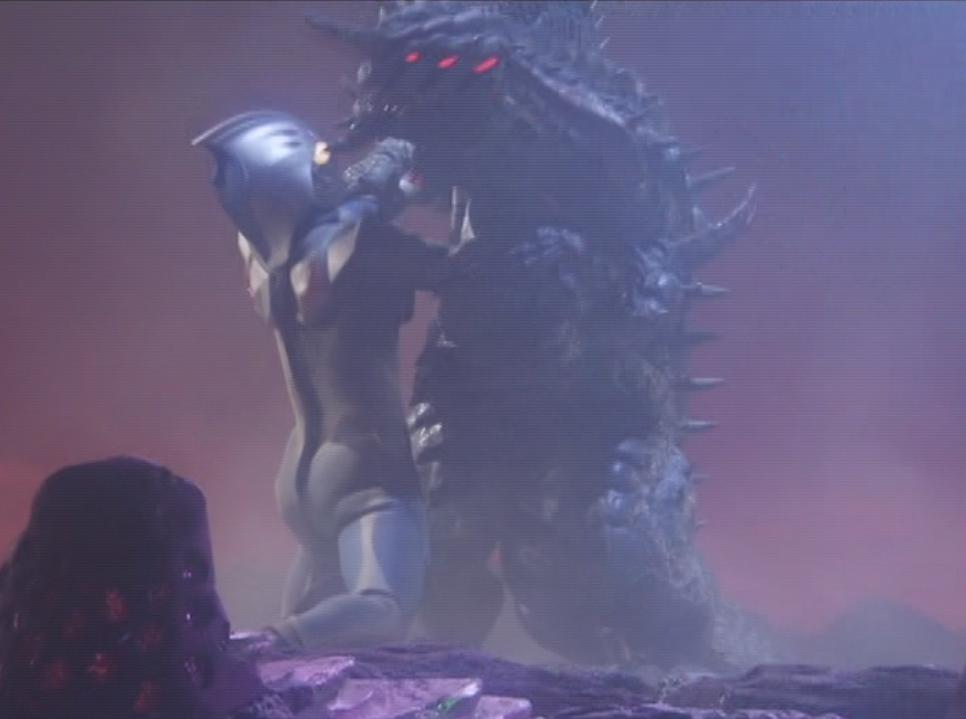 hero_yarare_'s tweet photo. ネクサスのスーアク寺井氏のセクシーさ。
主役の平凡な新人隊員がウルトラマンネクサスへ親愛の情を抱き、微妙な友情関係を持つのをG的視線で見てしまうｗ https://t.co/veqN8kTunz