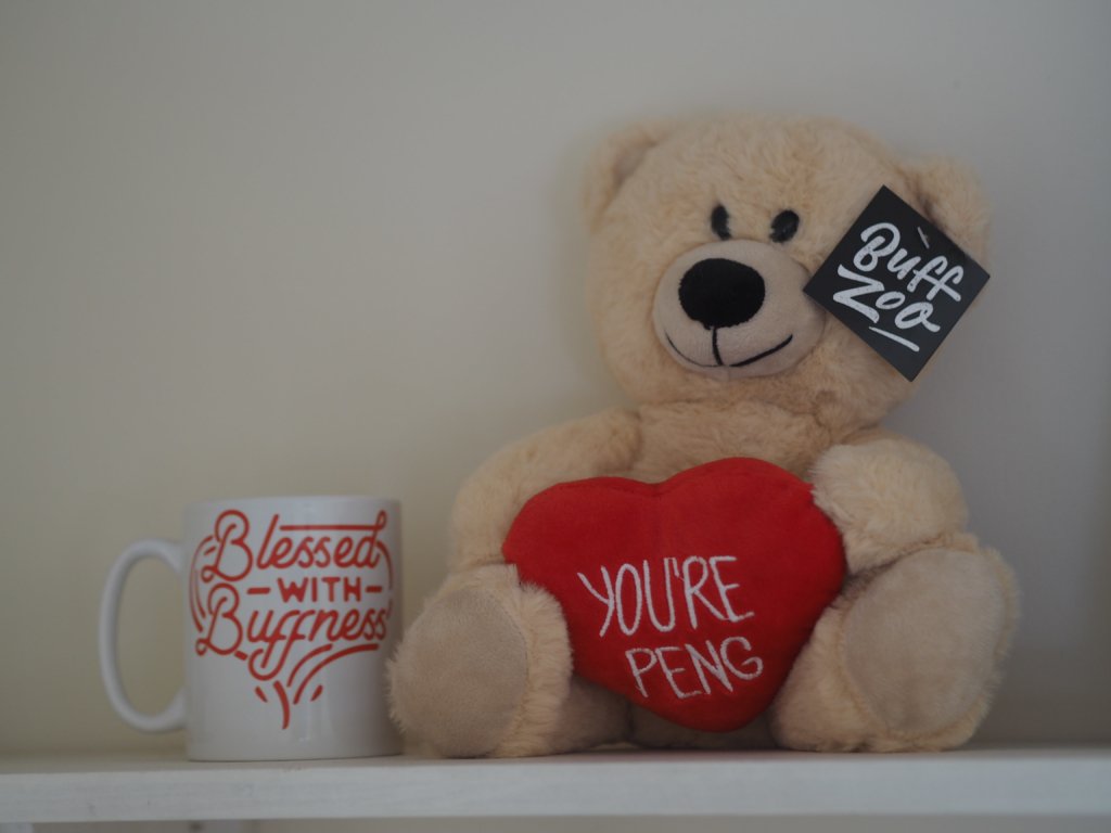 I want to #win this Valentine's #comp bundle chiino.co.uk/weekly-wins-14/ #giveaway