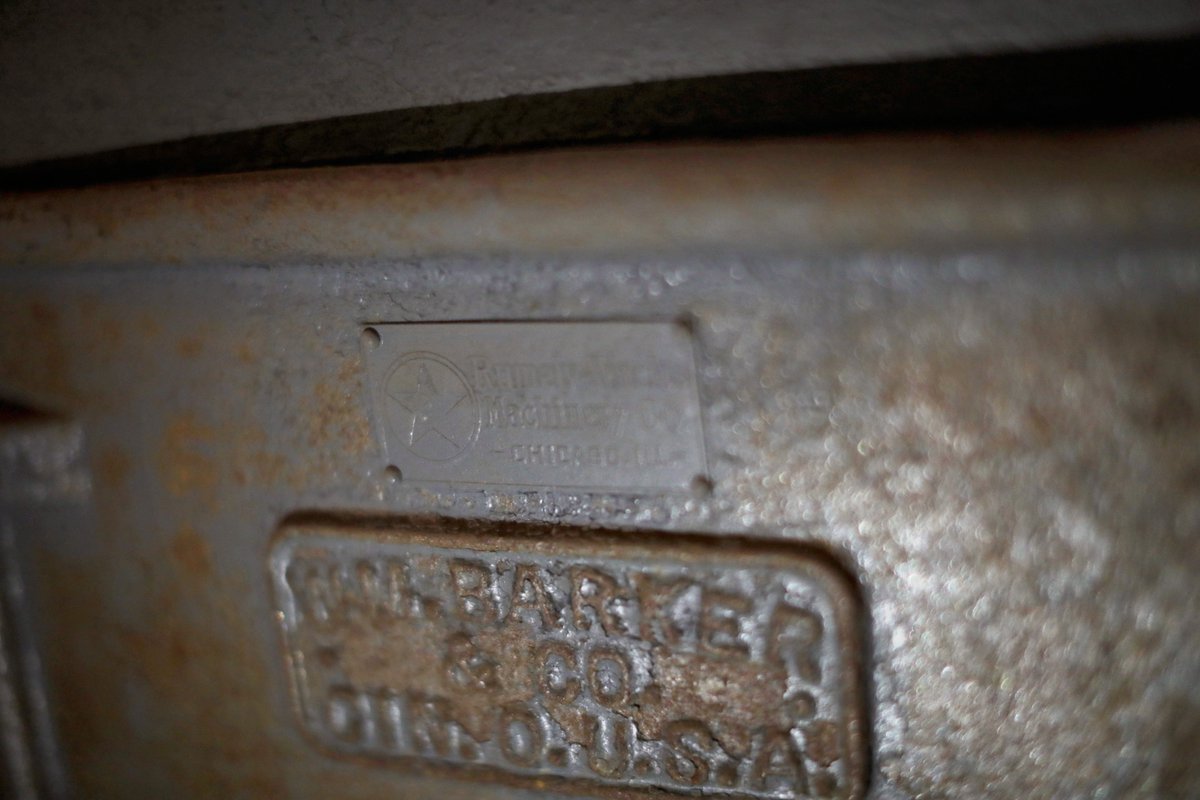 ECnatwad's tweet image. Any guesses what this is on?

#tooltrivia #essentialcraftsman #antiquetools