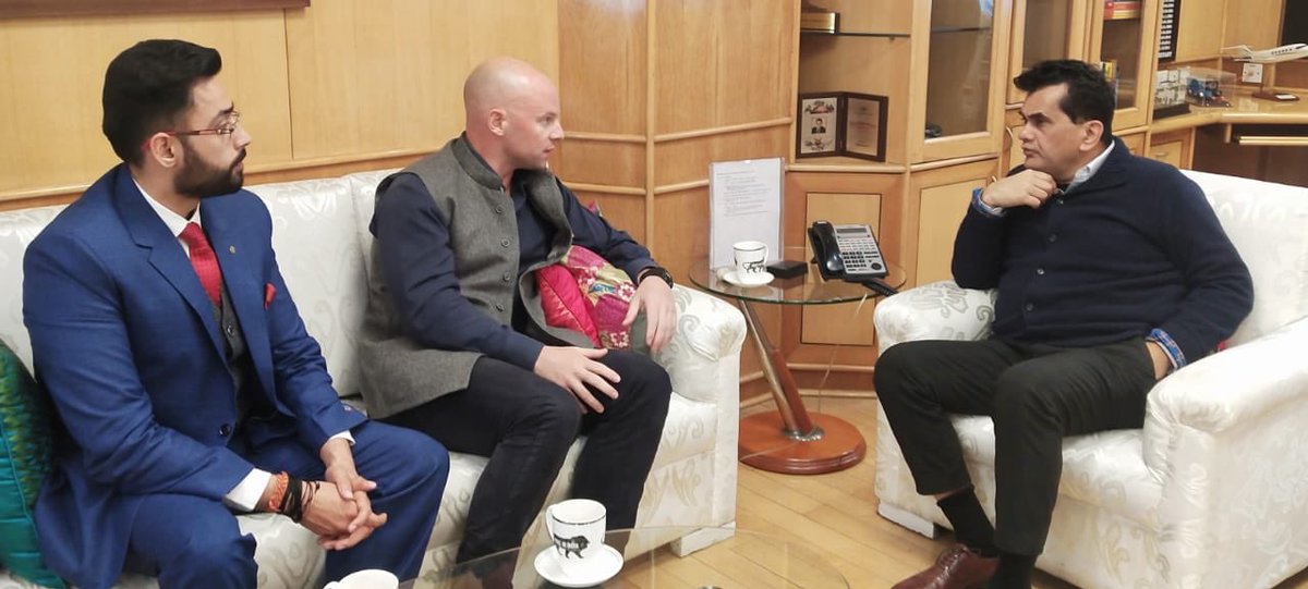 amitabhk87's tweet photo. Fascinating conversation with Andrew Watkins-Ball, CEO of JUMO-a technology company harnessing Artificial Intelligence (AI)to enable Banks to rapidly expand access of financial products for under/unserved sections in India @JUMO_WORLD AI is d fastest route to financial inclusion https://t.co/TlvLtIFRXx