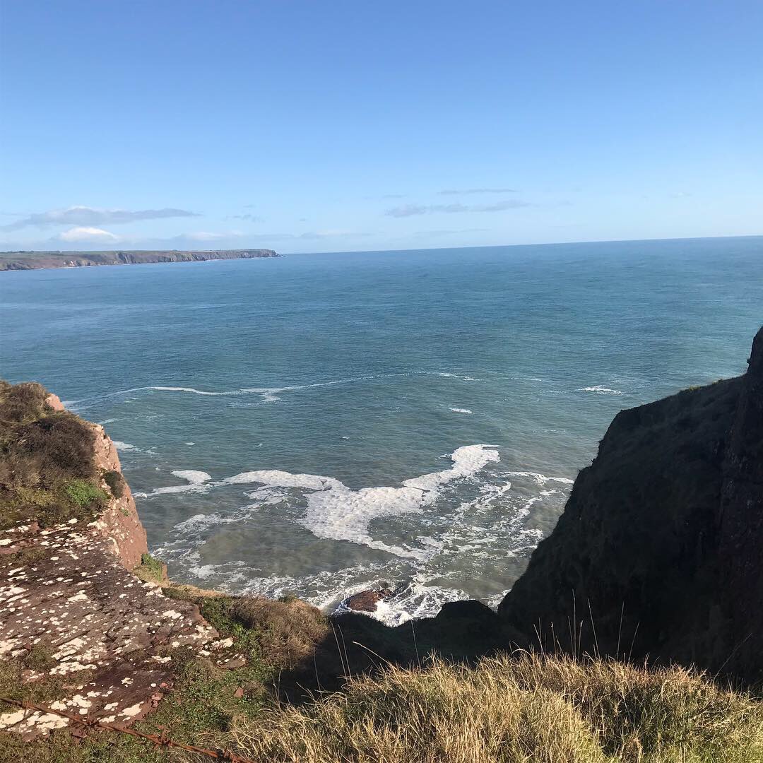 graceannfallon's tweet photo. No filter and no  Monday Blues here @cliffhousehotel #fabstay #hateleaving https://t.co/g8oQW5dGnm