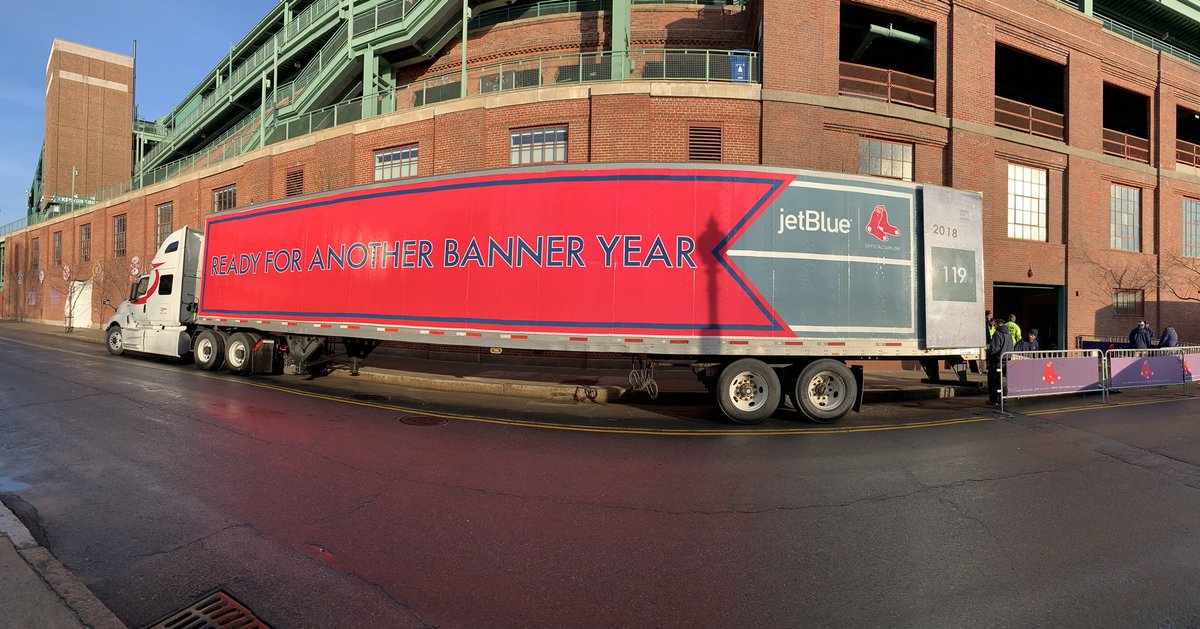 RedSox's tweet image. Dear #RedSoxNation,

HAPPY #TRUCKDAY! 🚛

Love, 
#RedSox