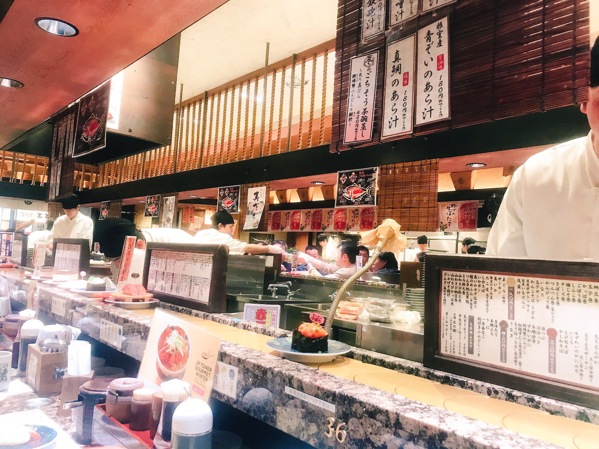 採用 株式会社はなまる 今日のステラ店 楽しく活気にあふれてました みなさんへ 一生懸命に お寿司を 届けます 根室花まる ステラプレイス店 お寿司 あなたに届けます 寒い日は汁物で温まってください T Co Bvdt71l6ch Twitter