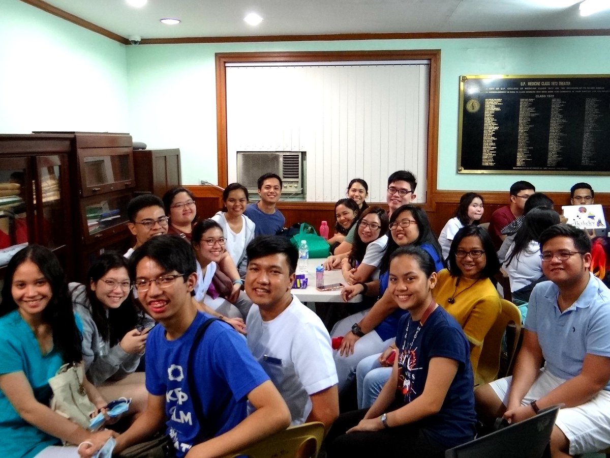 upmssr's tweet photo. A froot-full session with the members and applicants in tonight's 2nd General Assembly and Cereal Party π We hope everyone's excited for what lies ahead! #dmbm https://t.co/ljpGmIuZvR